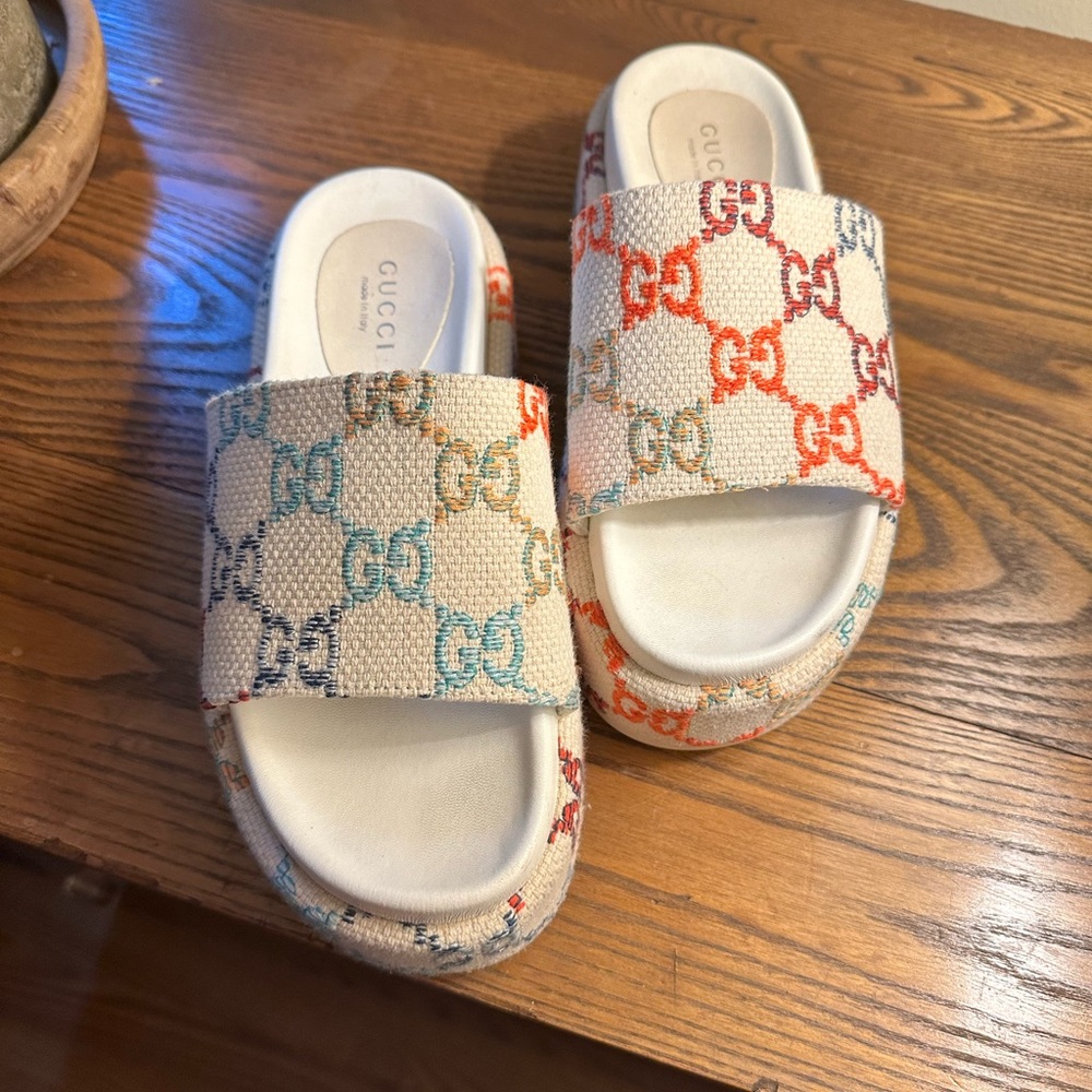 Gucci  Multicolor Slide Sandals